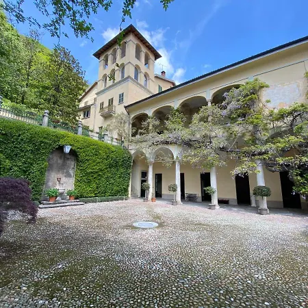 Palazzo Ronchelli Couette-café Brinzio