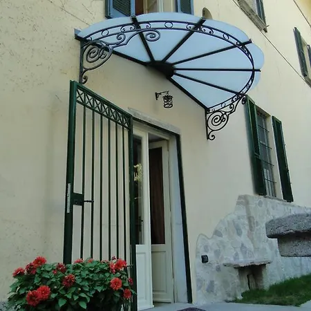 Palazzo Ronchelli Couette-café 3*