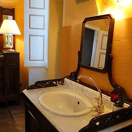 Palazzo Ronchelli Bed & Breakfast Brinzio